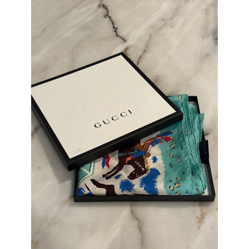 Gucci Rodeo Cowboy Scarf - Picture 8 of 8